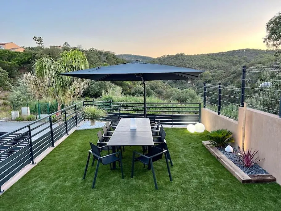 Magnifique Villa Contemporaine Fréjus Francja