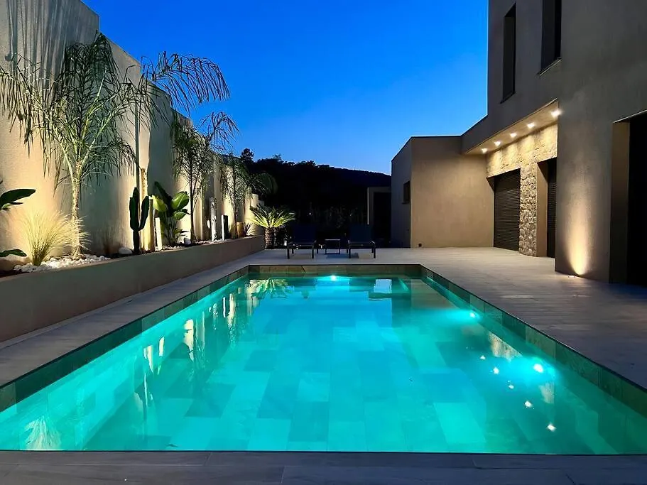 Magnifique Villa Contemporaine Fréjus