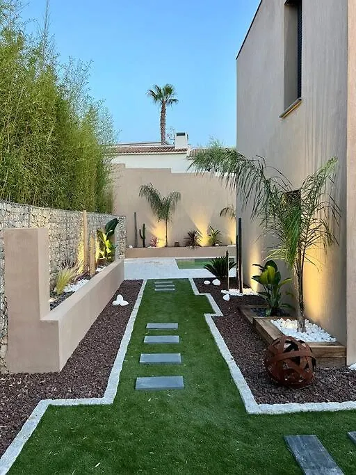 Magnifique Villa Contemporaine Frejus